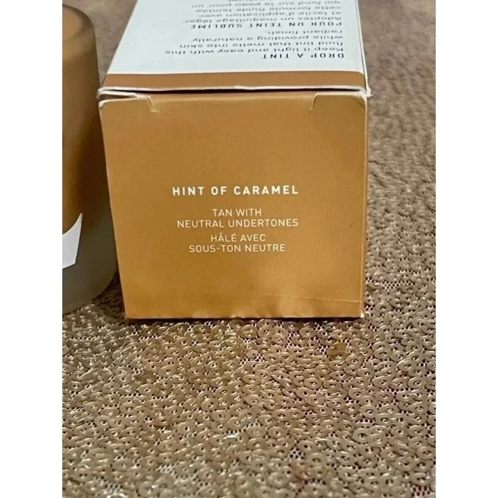 Morphe 2 Hint Hint Skin Tint Sheer to Medium Coverage Hint of Caramel 1 oz
