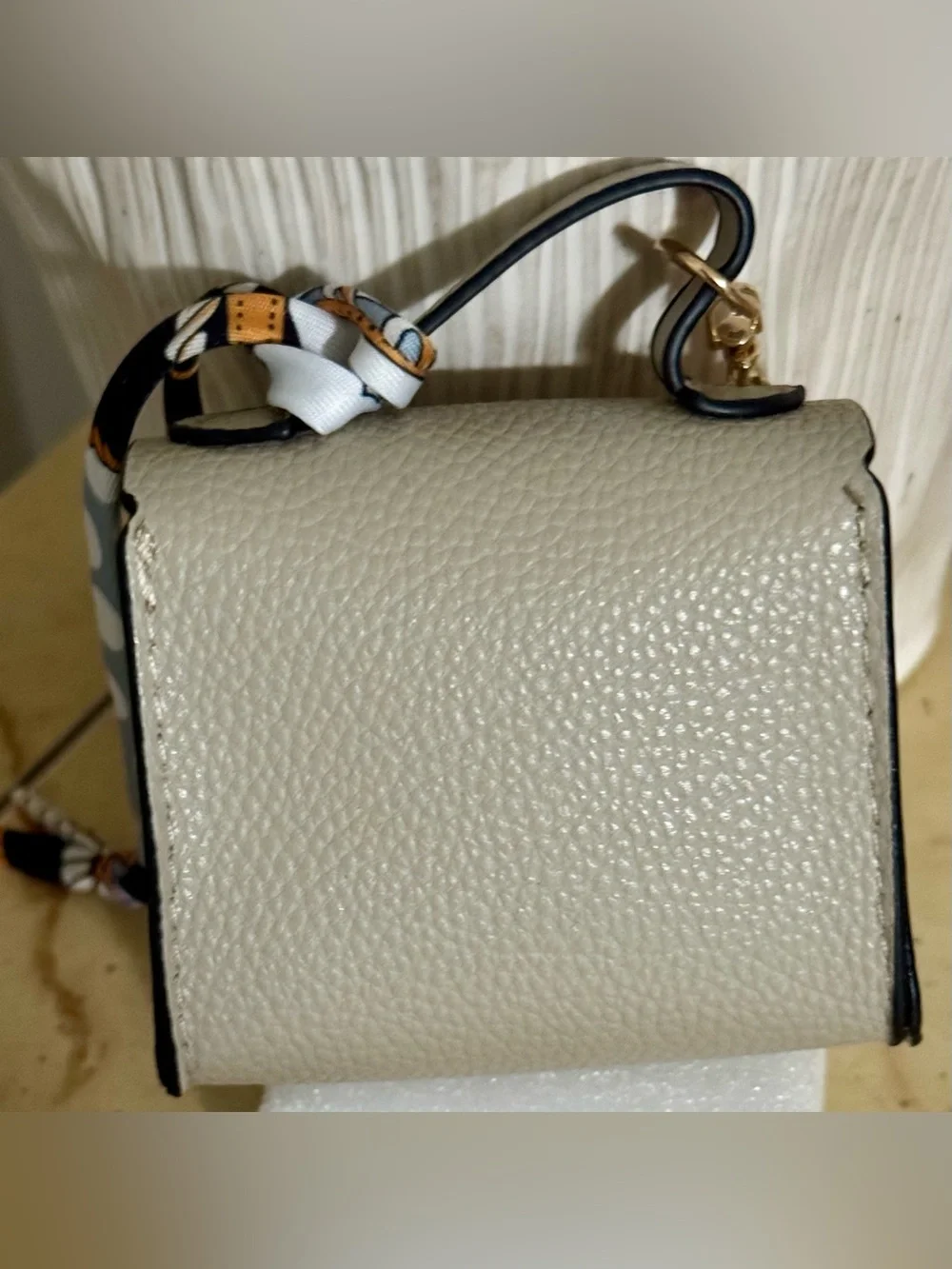 BUYERS CHOICE MINI PURSE BAG CHARMS CHOOSE TAUPE OR WHITE NEW