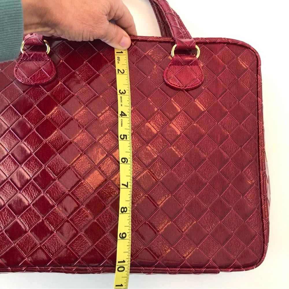 NWOT Estée Lauder Woven Burgundy Vanity Train Case Makeup Travel Laptop Bag