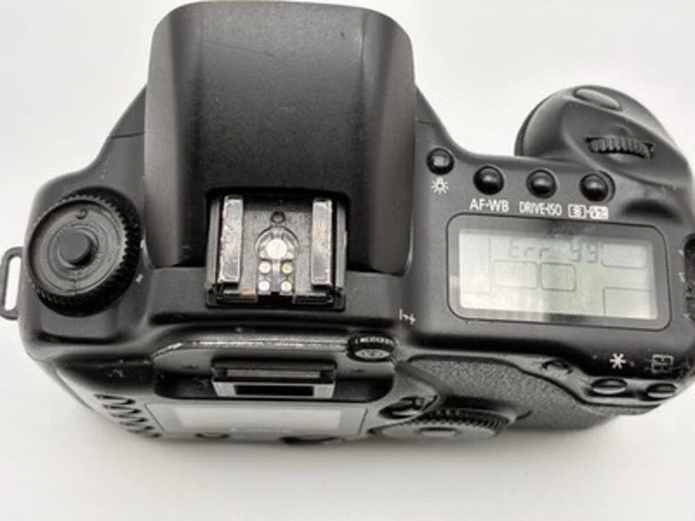 Canon EOS 10D DSLR Camera Body – FOR PARTS / REPAIR Powers On, ERR After Shutter