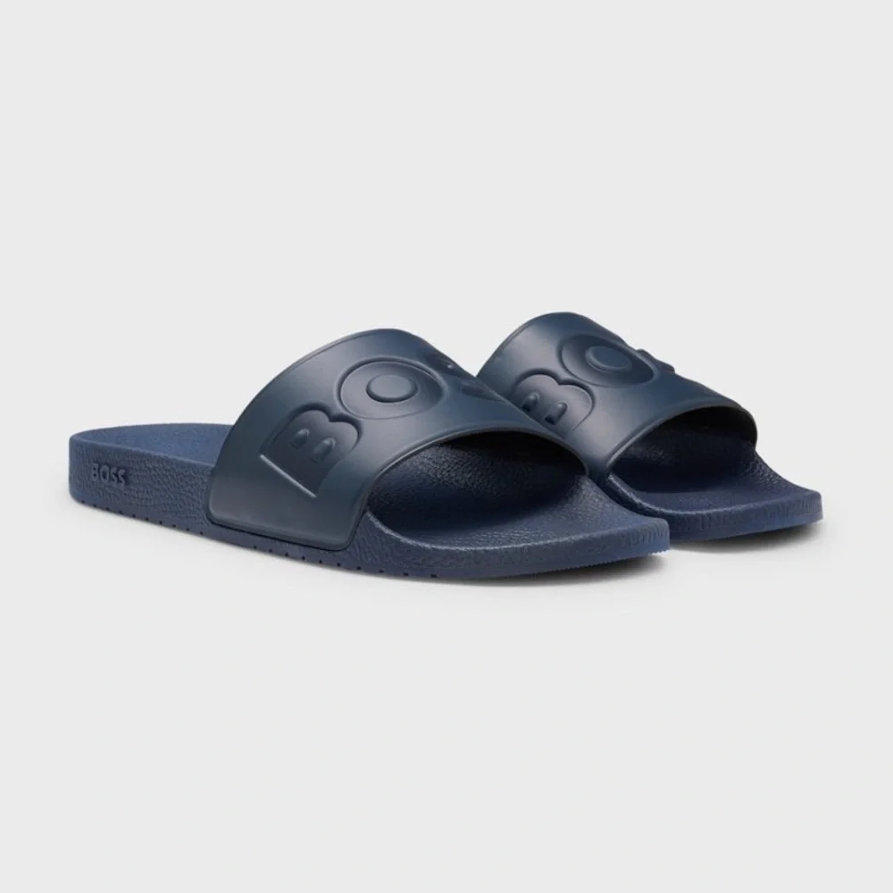 BOSS ITALIAN-MADE SLIDES WITH LARGE LOGO DETAIL