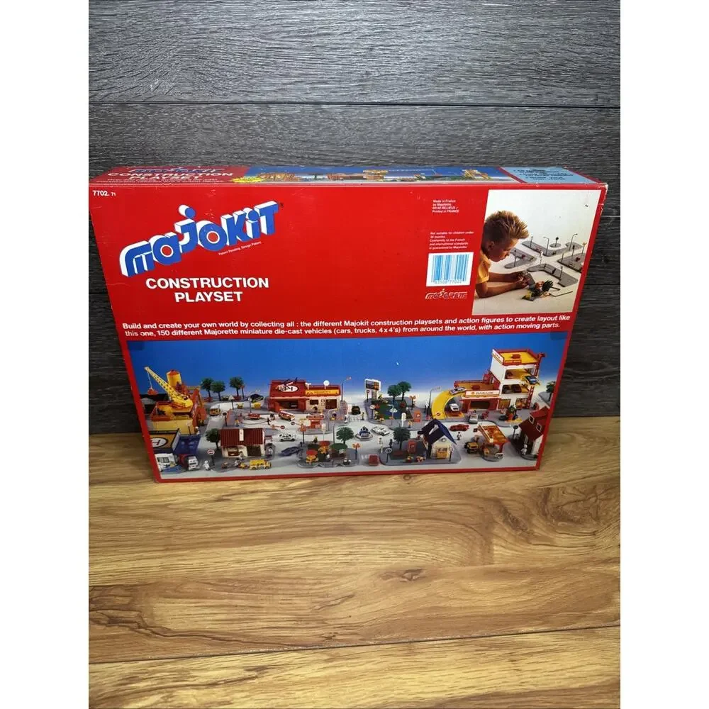 Majokit / Majorette this brand‑new