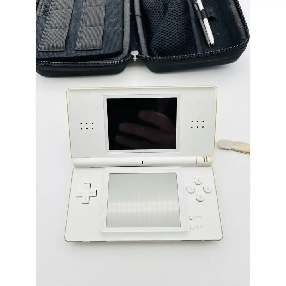 Nintendo DS Lite Handheld System White With Charger And 3ds Case Tested Works