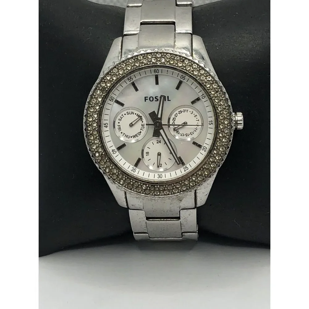 Fossil ES2860 Womens Silver Stainless Steel Analog Dial Quartz Wrist Watch HK532