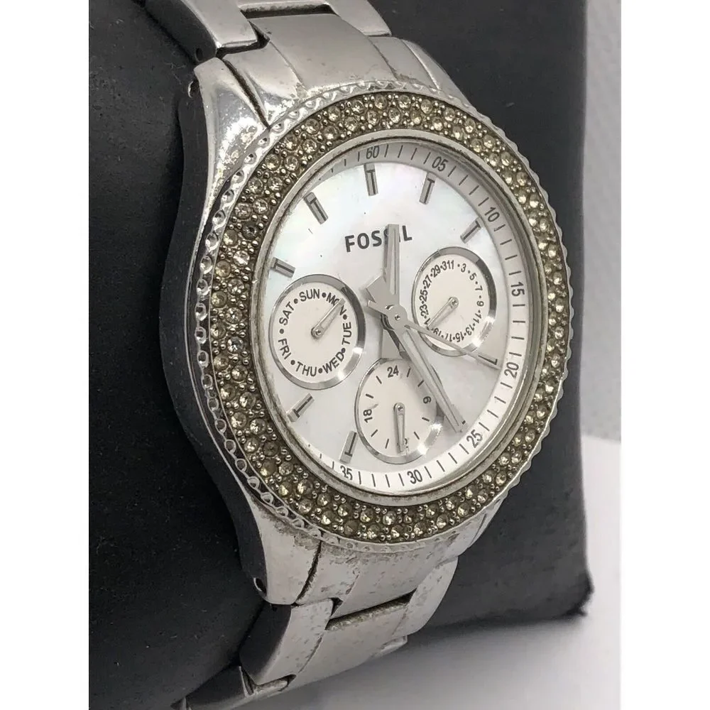 Fossil ES2860 Womens Silver Stainless Steel Analog Dial Quartz Wrist Watch HK532