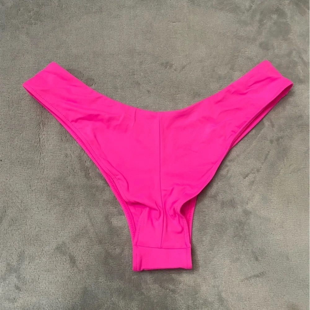 Frankies Bikinis without high