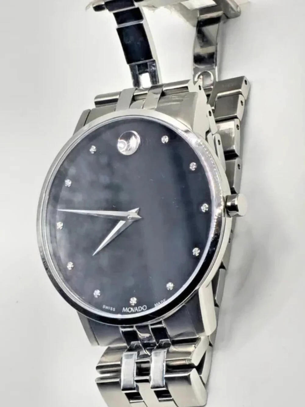 Movado Museum Classic Black Dial Mens Watch 0607201 Stainless Steel Swiss Made