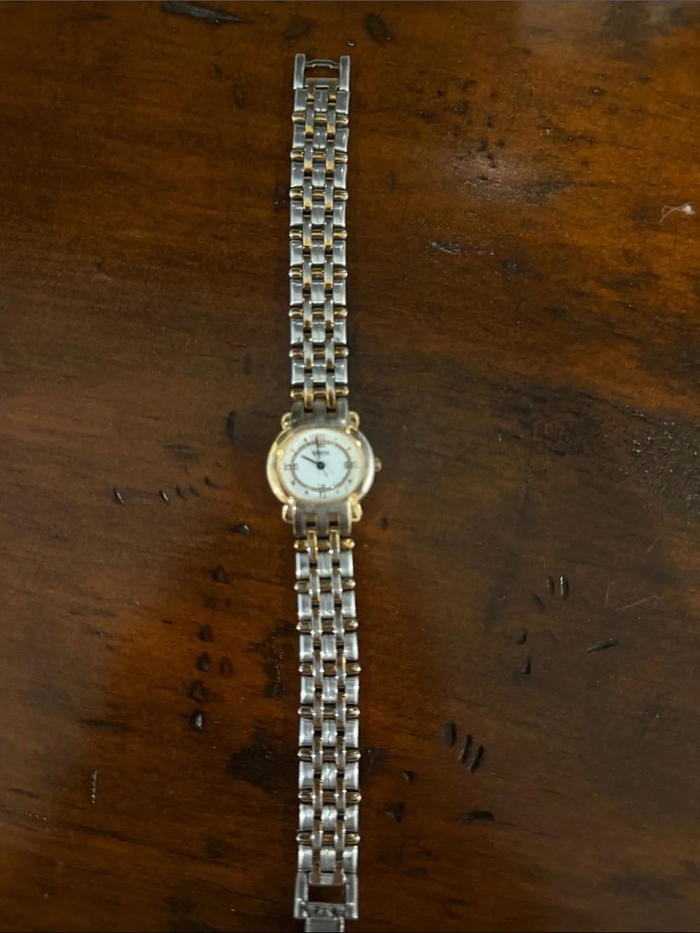 GuessTwo-Tone Women’s Bracelet Watch - White Dial