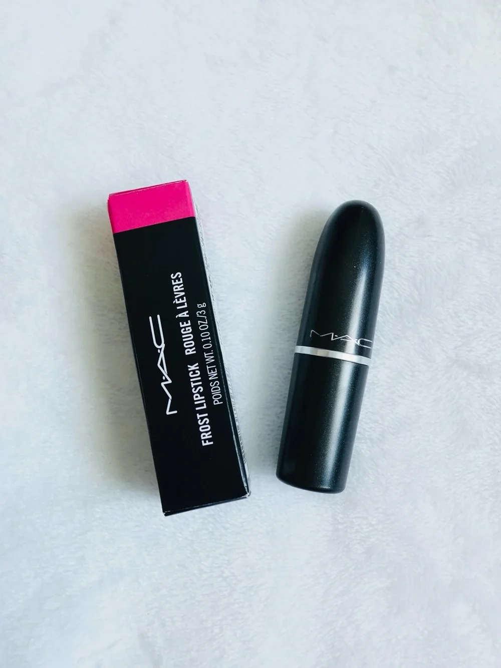 MAC Cosmetics Frost Lipstick - Bombshell- NIB