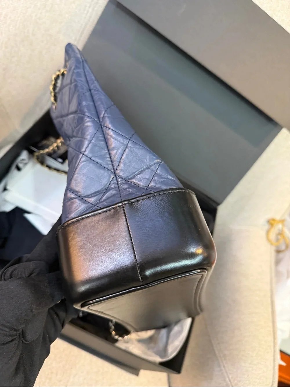 CHANEL classic quilted