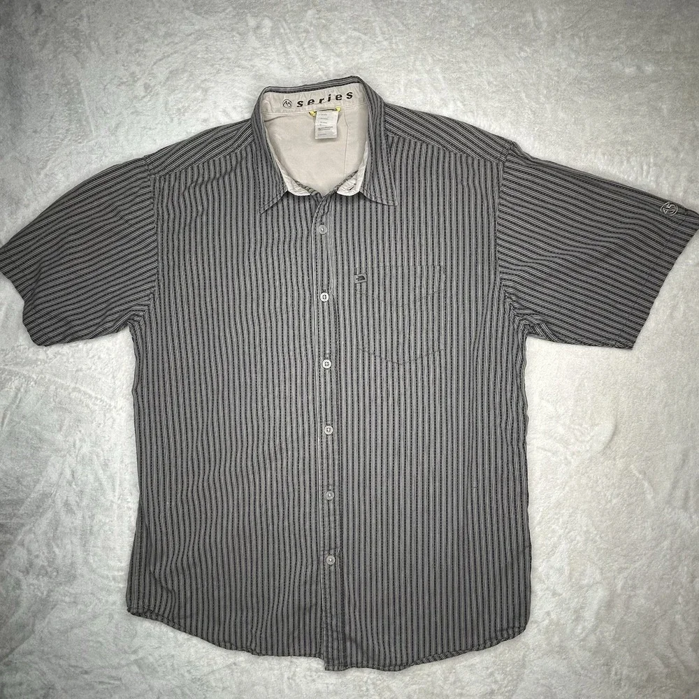 The North Face A5 Series Mens Large Gray Button Down Short Sleeve‎ Shirt