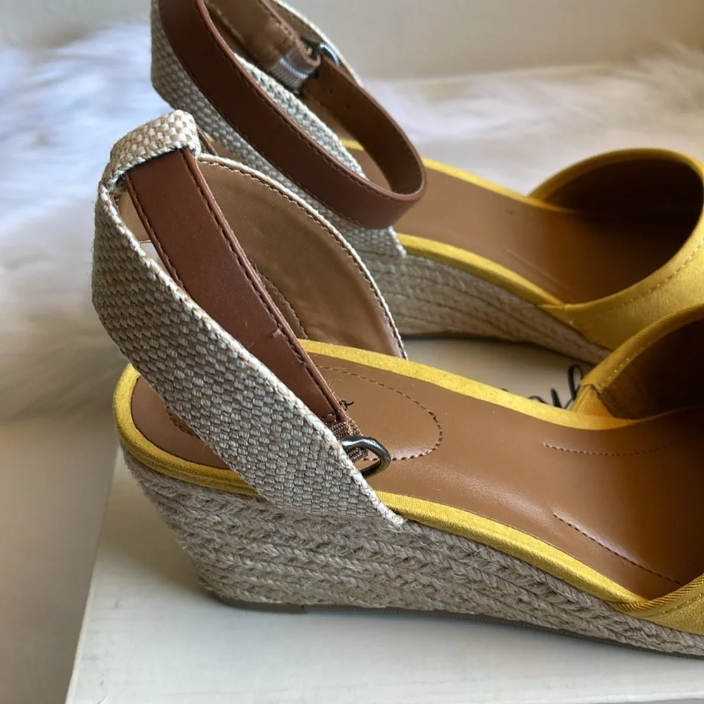 Style & Co Women’s Mailena Dark Yellow Espadrille New in box. Various Sizes.