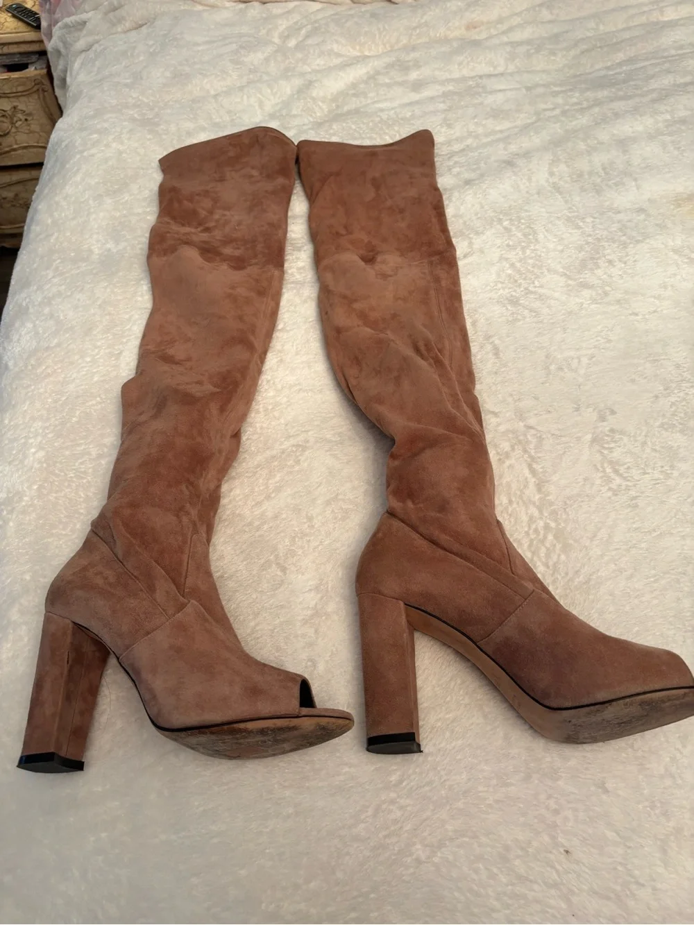 Vero Cuoio tall suede