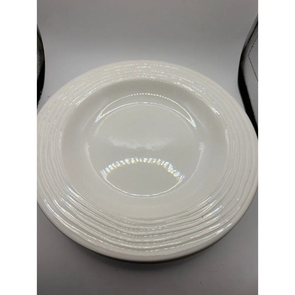 Pier 1 pier earthenware