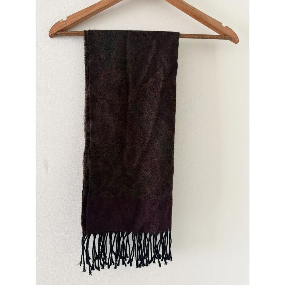 CHRISTIAN DIOR CASHLUXE 100% Acrylic Woman’s Scarf (62in)