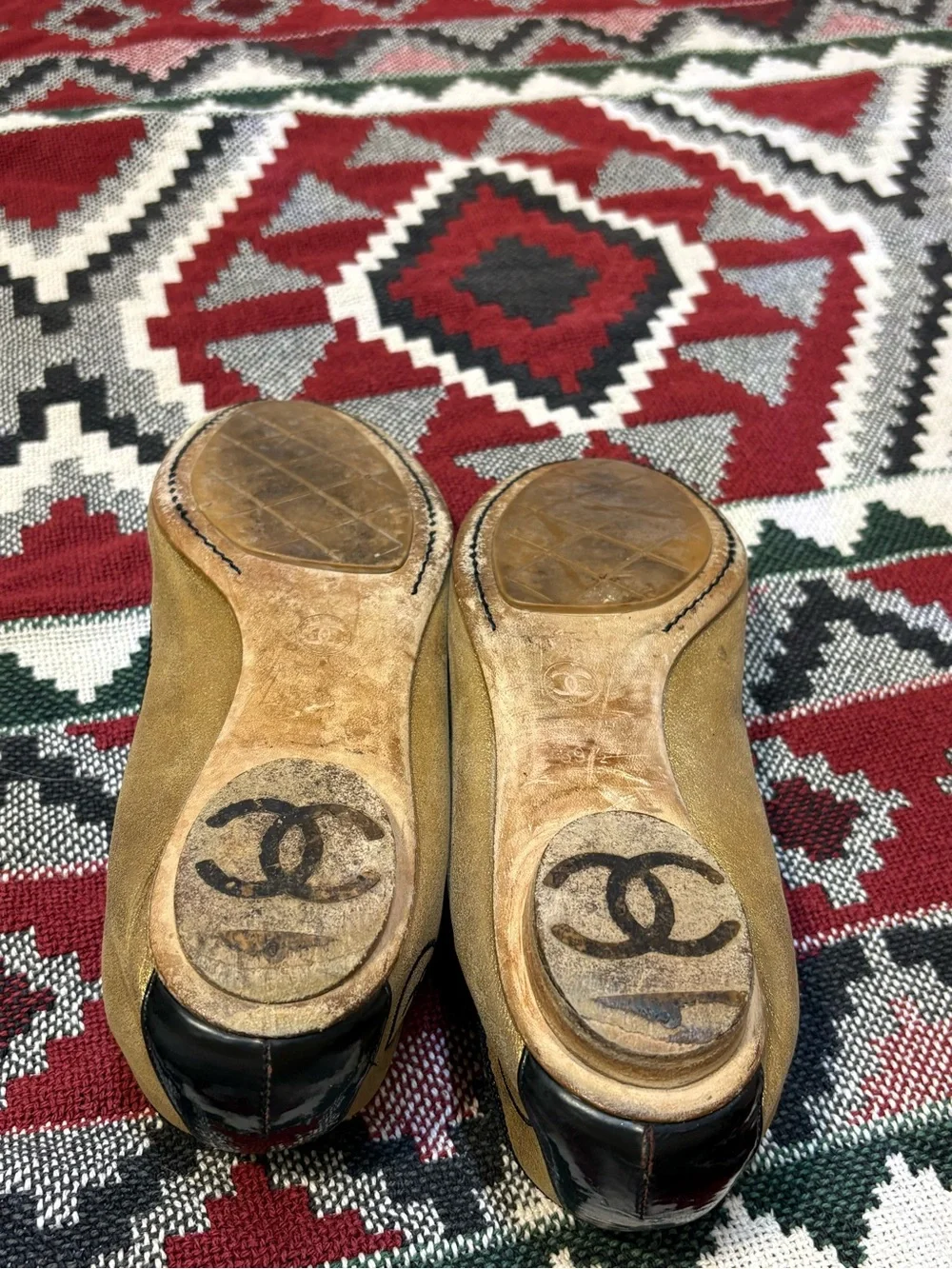CHANEL vtg beige