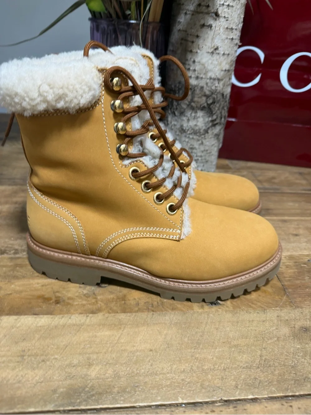 Celine lace up