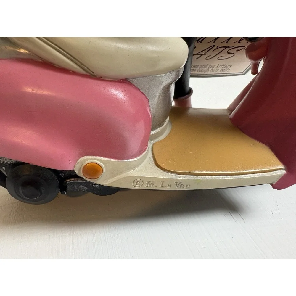 Margaret Le Van Valley Cats GoGo Secret Agent Feline Scooter Figurine w Tag