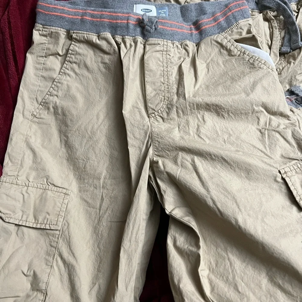 Old Navy pair boys