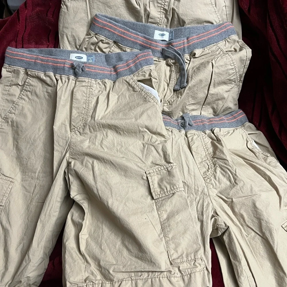 Old Navy pair boys