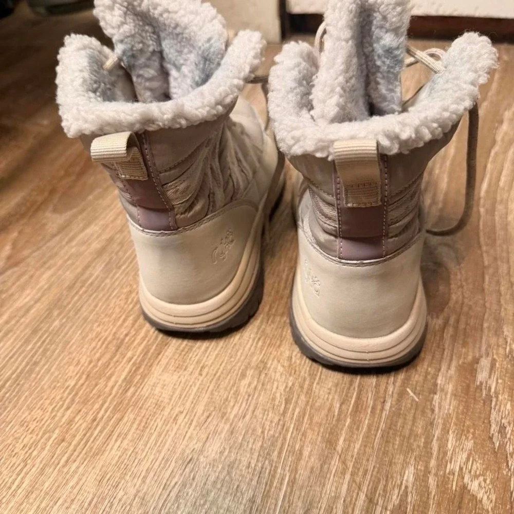 Ryka akron winter