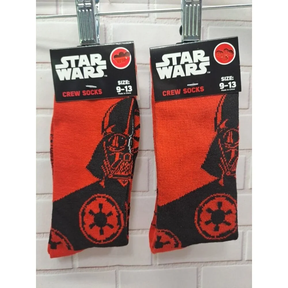 2 Pair, Disney Star Wars Darth‎ Vader Novelty Crew Socks 9-13, NWT