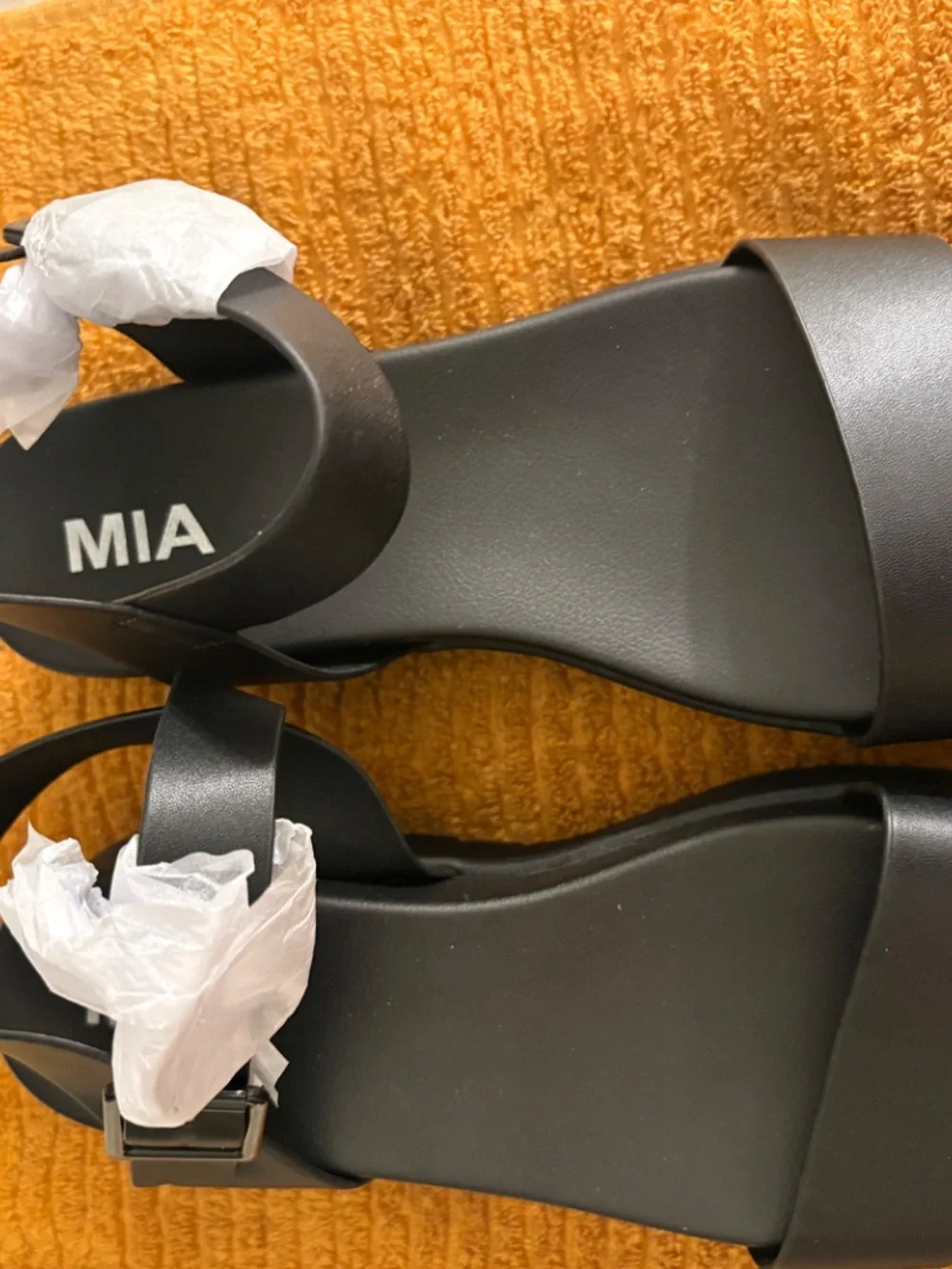 MIA bottom these