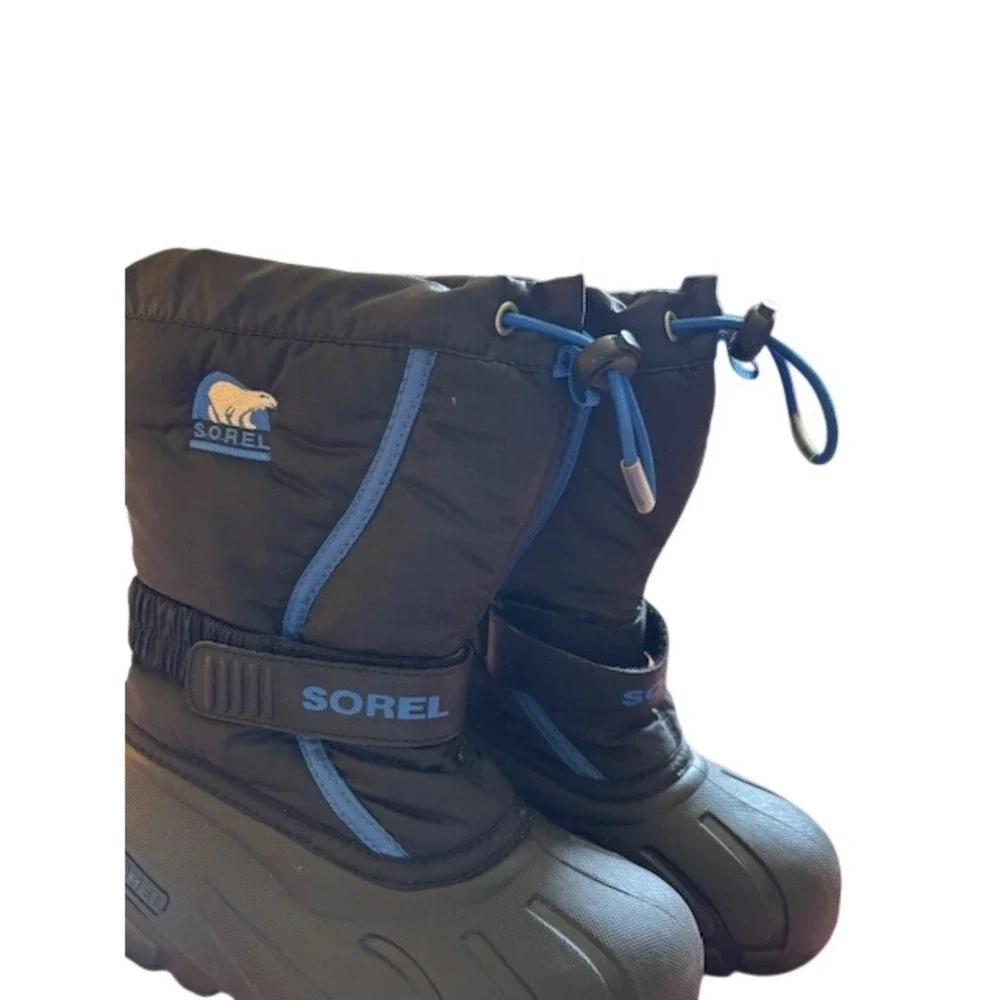 Sorel flurry winter