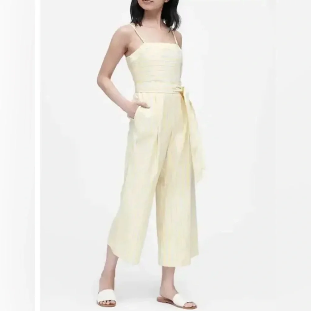 Banana Republic this banana