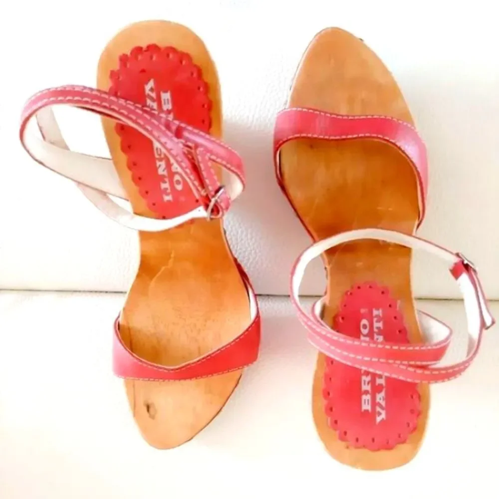 Bruno Valenti Pink Studded Wooden Sandals sz 9M