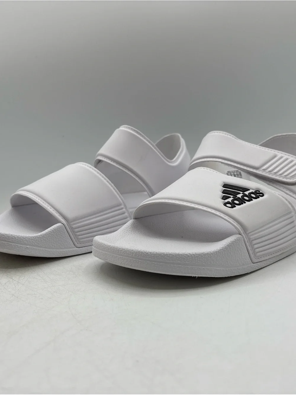 adidas Adilette Sandal K GW0342 Size 6 White Black Adjustable Strap Sport Sandal