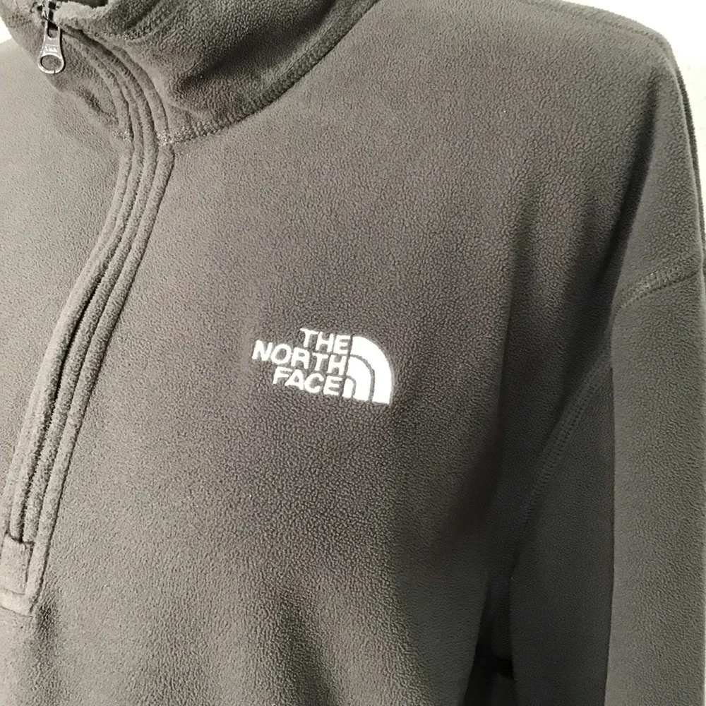 The North Face white size