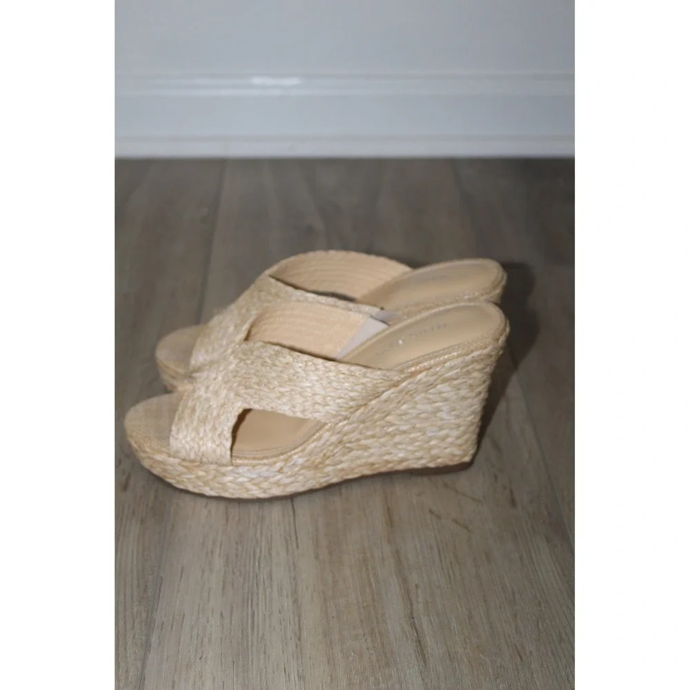 Marc Fisher Women's 6.5M Natural Raffia Woven Wedge Platform Slide Sandals Beige