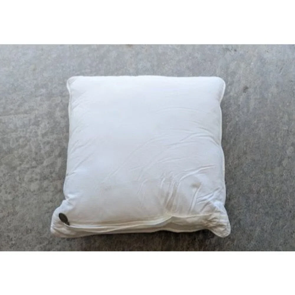 Pier 1 pier throw