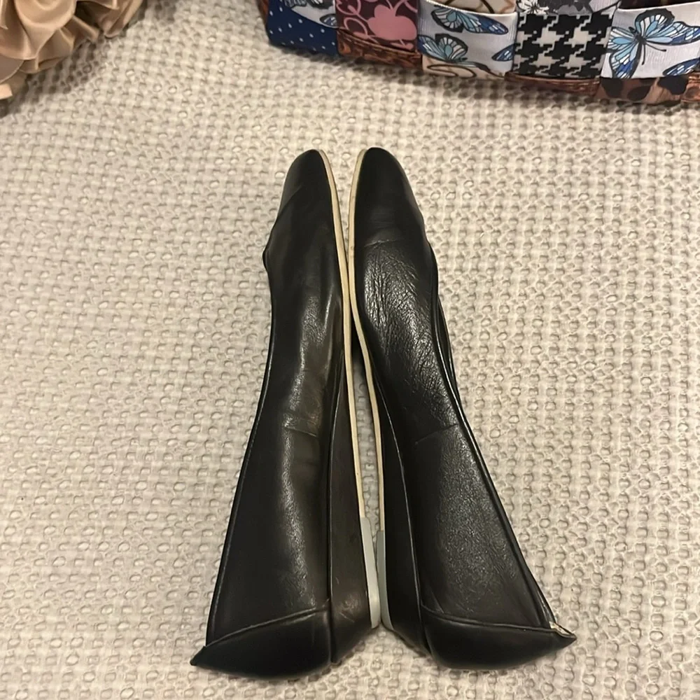 NATURALIZER Women’s Black Leather Wedge Low Heel Slip On Pointy Pump Shoes 7