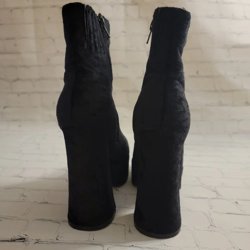 Classified black velvet