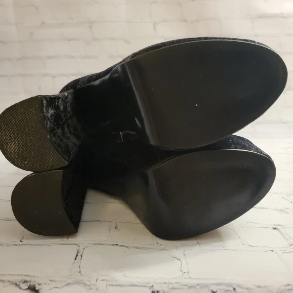 Classified black velvet