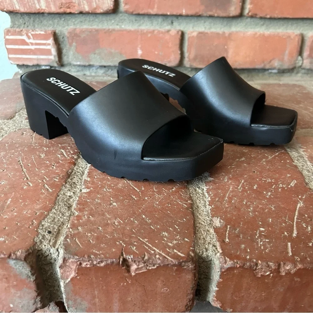 SCHUTZ mizzy platform