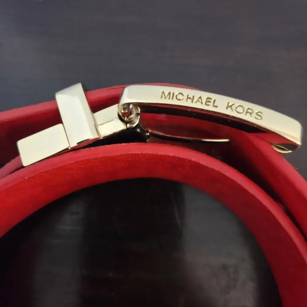 Michael Kors excellent clean