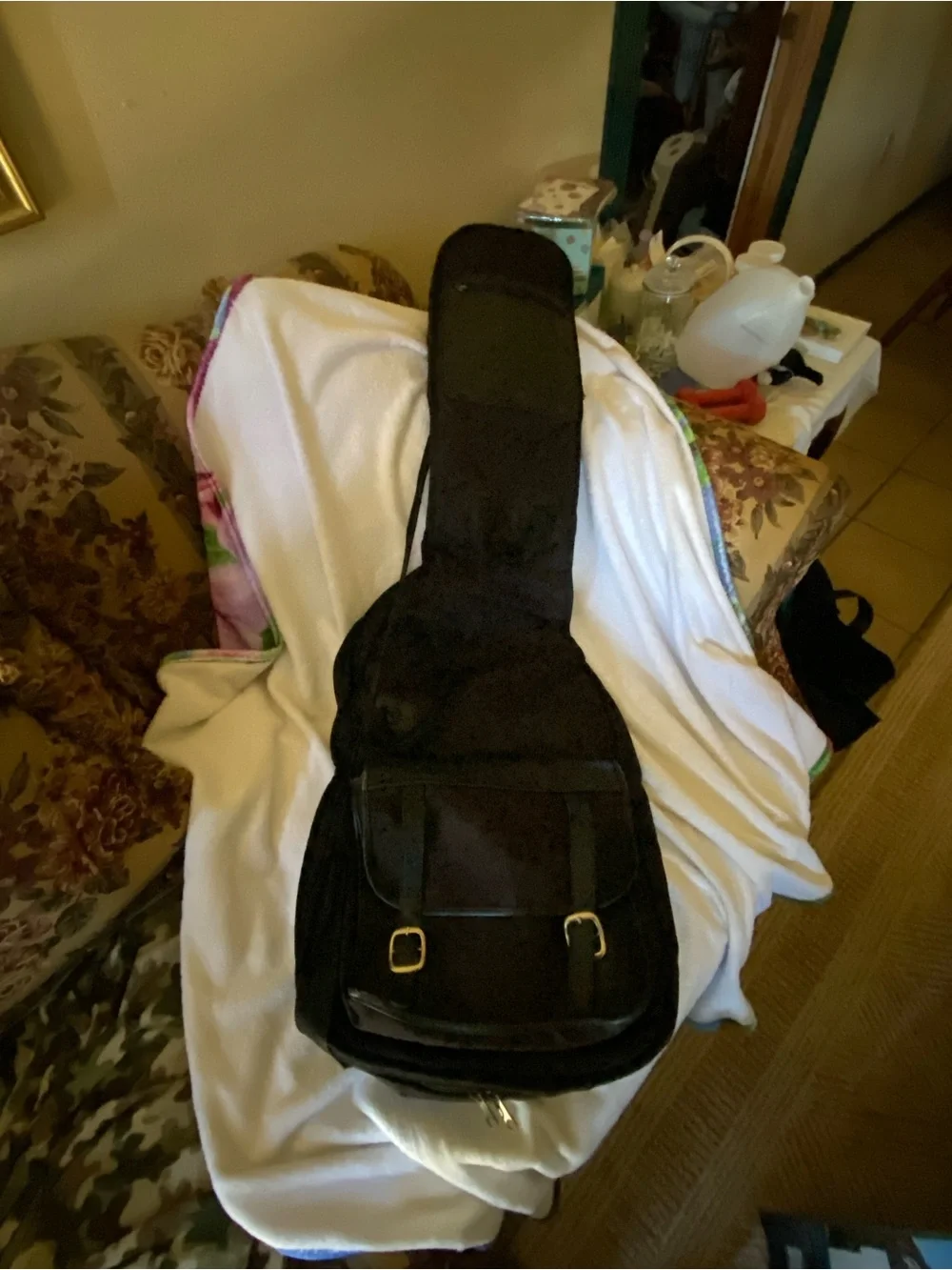 Classic Black Men’s Guitar Bag with Front Pocket