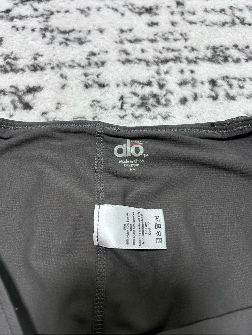 ALO Yoga alo athletic