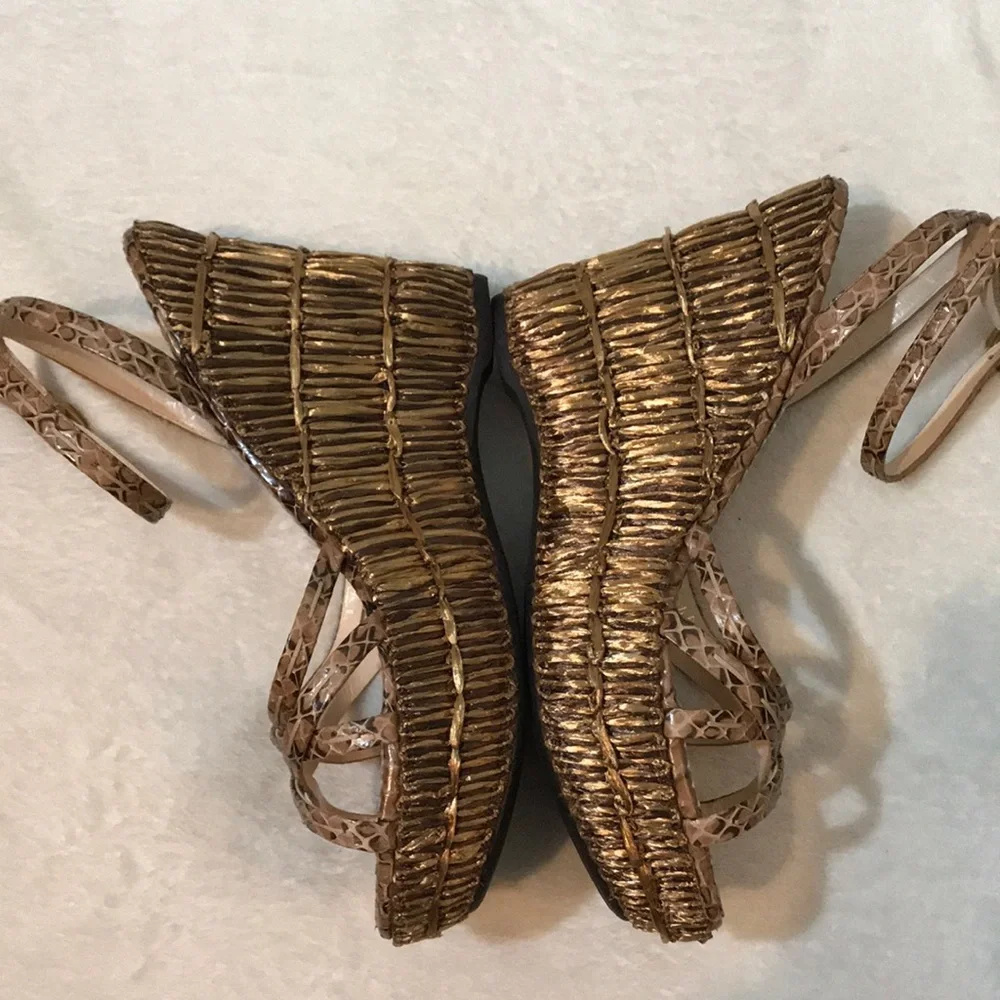 Prada elegant wedge