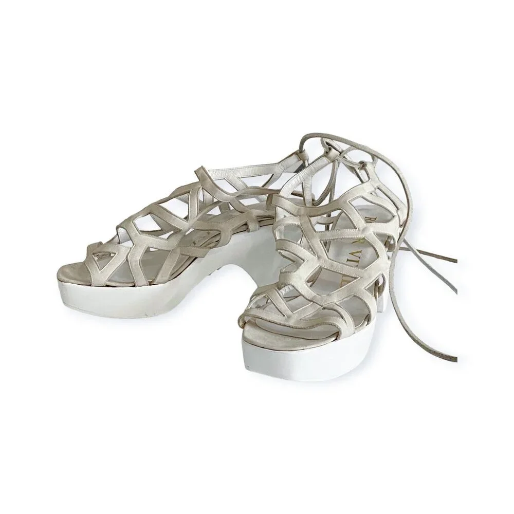 Roger Vivier articolo platform