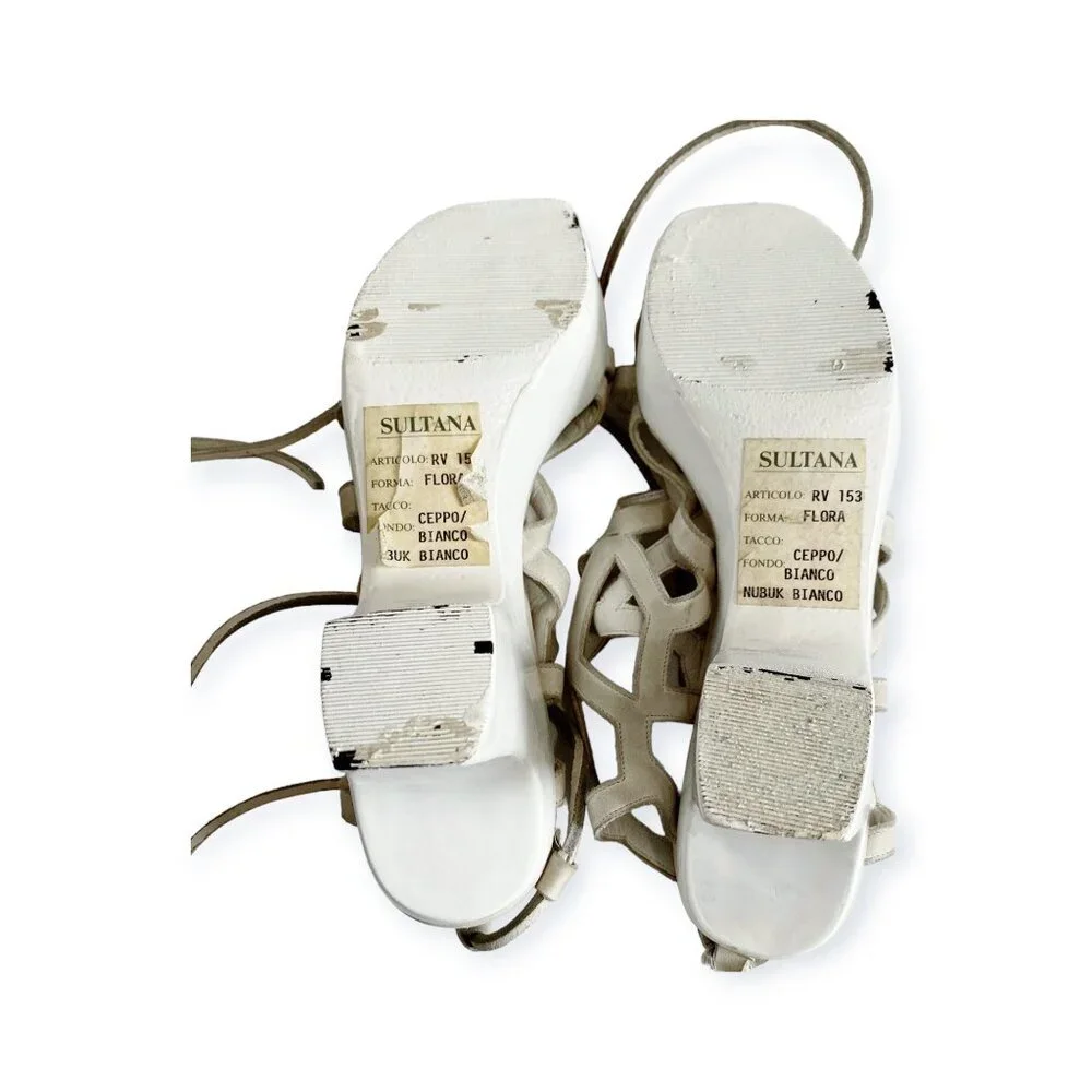 Roger Vivier sculptural forma 153
