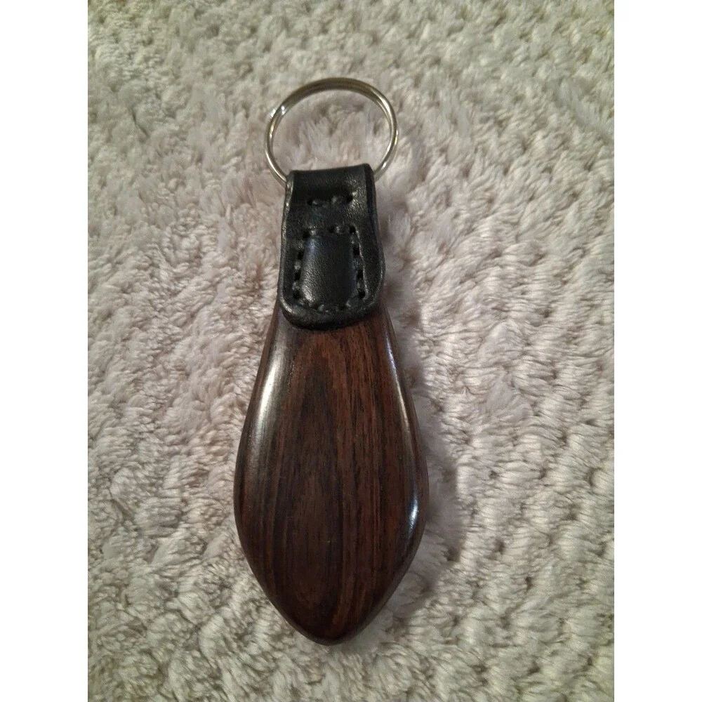JB ART CRAFT Carved African Blackwood Brass Giraffe Inlay Keyring Gift Present