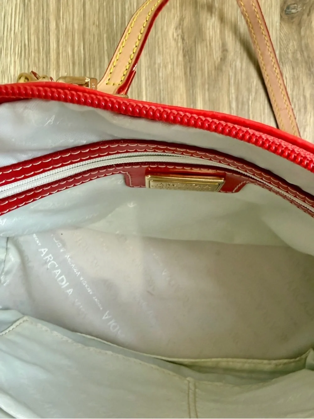 Arcadia red patent