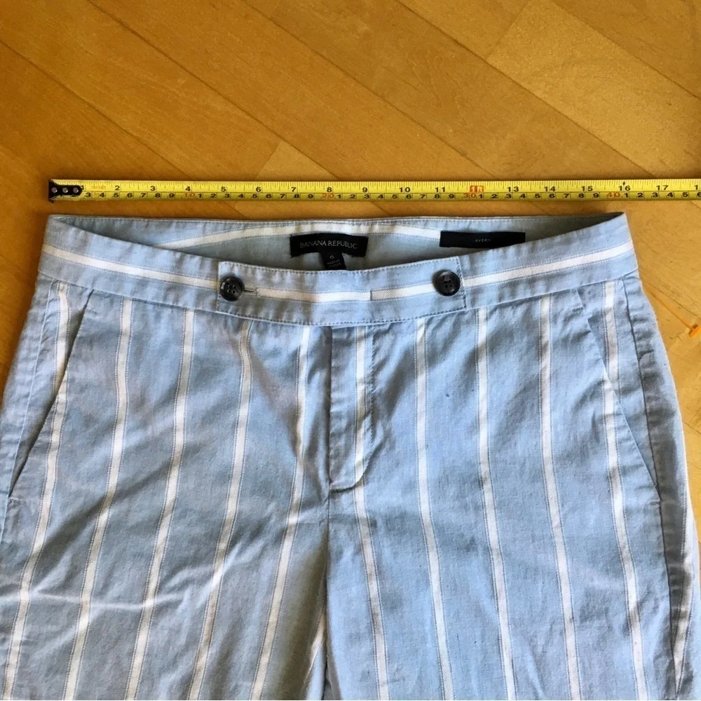 Banana Republic “Avery” Striped, Cropped, Wide Leg Capri, Blue, White, Size 6