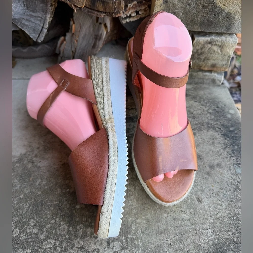 Bertuchi description espadrille