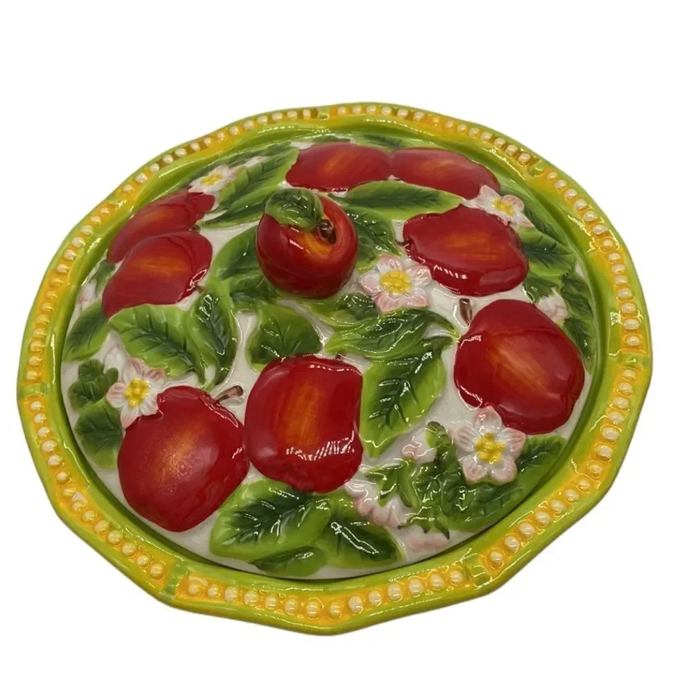 Temp-tations Hand Crafted and Hand Painted by Tara Set Mini Apple Dishes