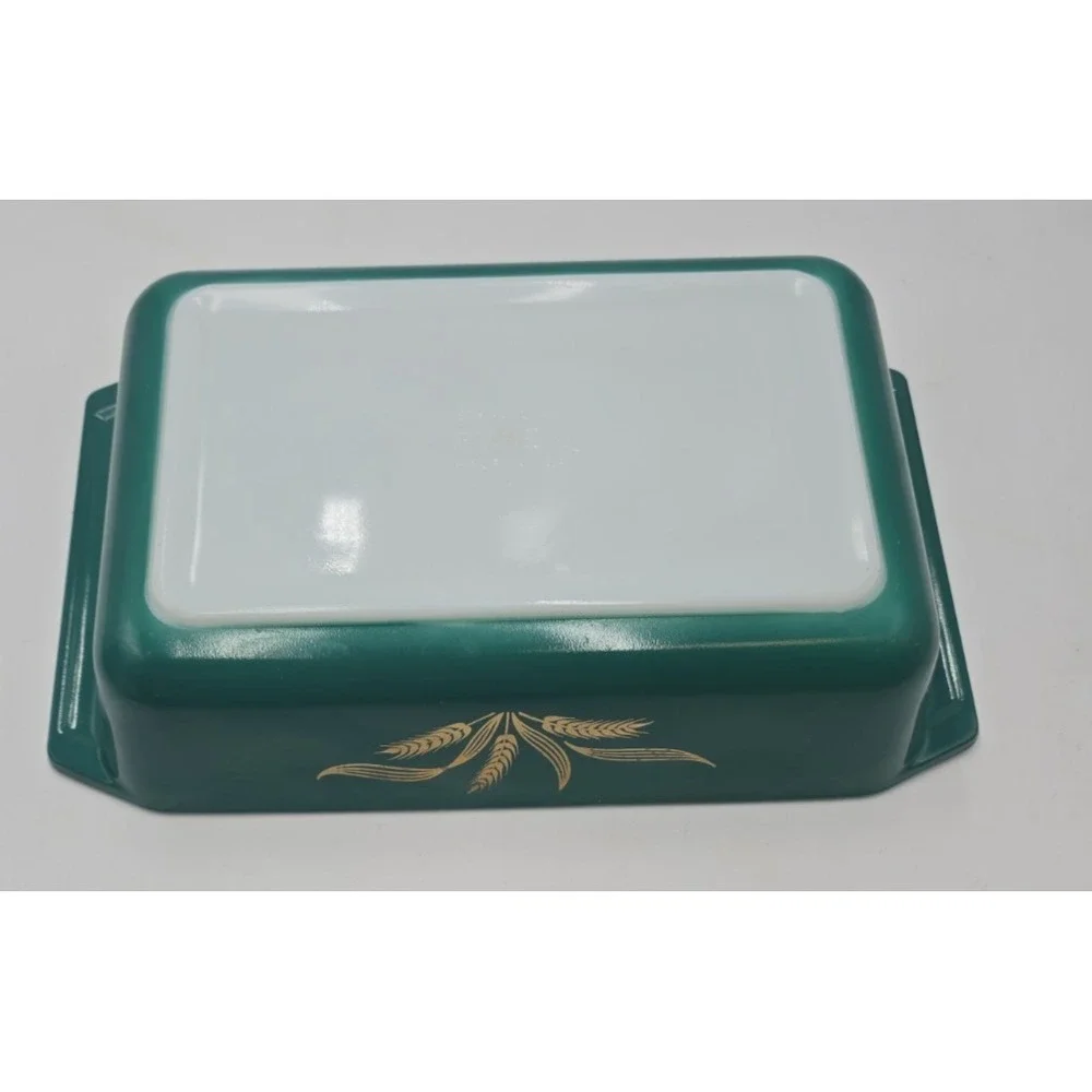 Pyrex this vintage